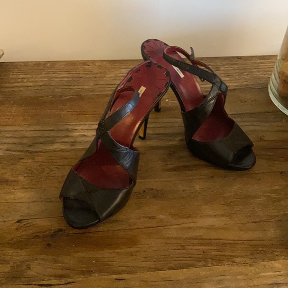 Shoes - Picture 6 of 16